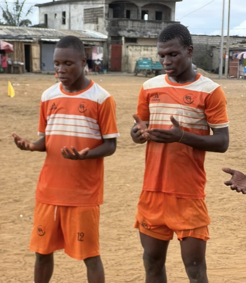 Opposition interne intense à l'académie RFA